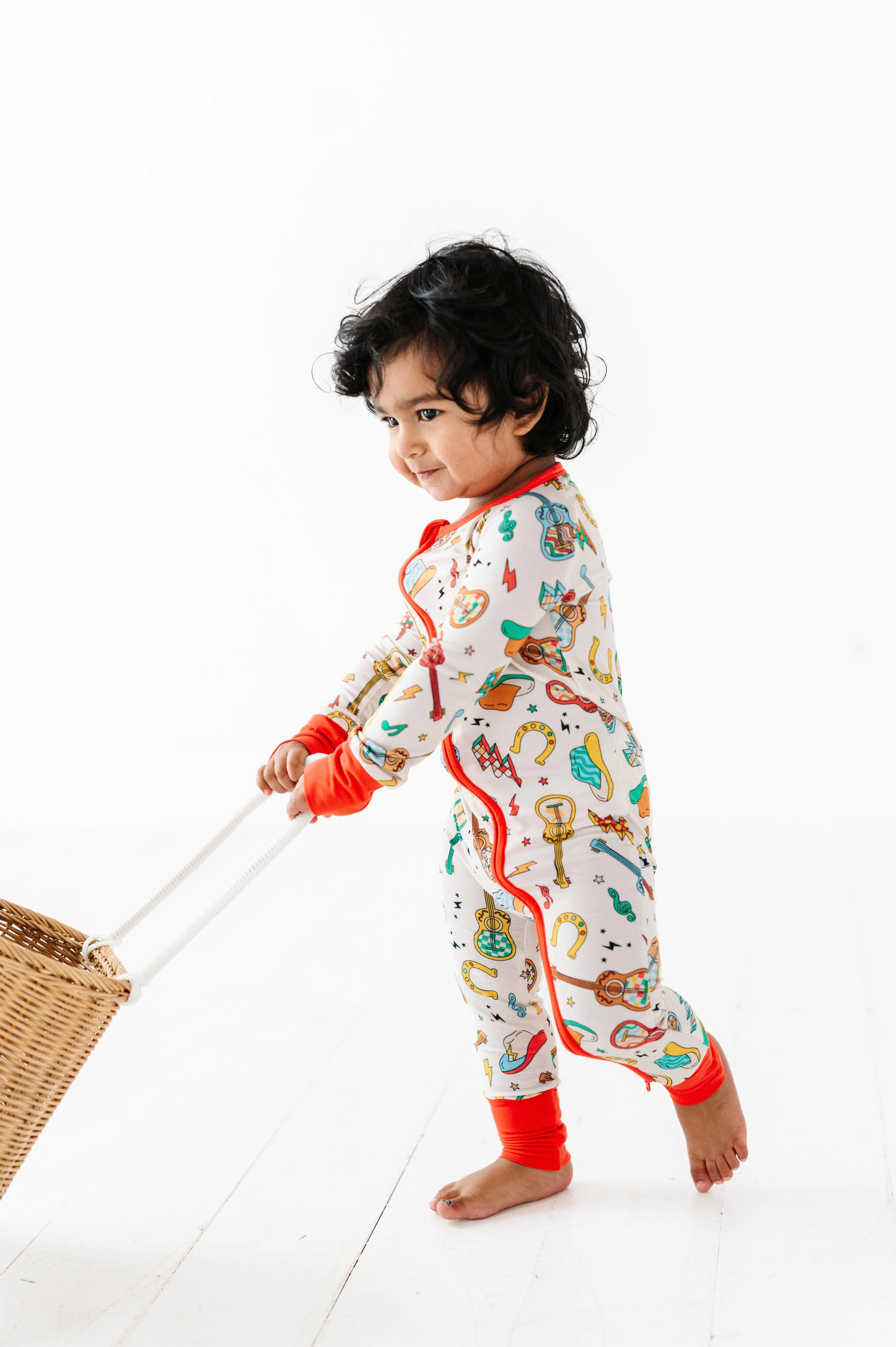 Cowboy-Themed Baby Bamboo Pajamas: Soft and Eco-Friendly Guitar Print Sleepwear for Infants