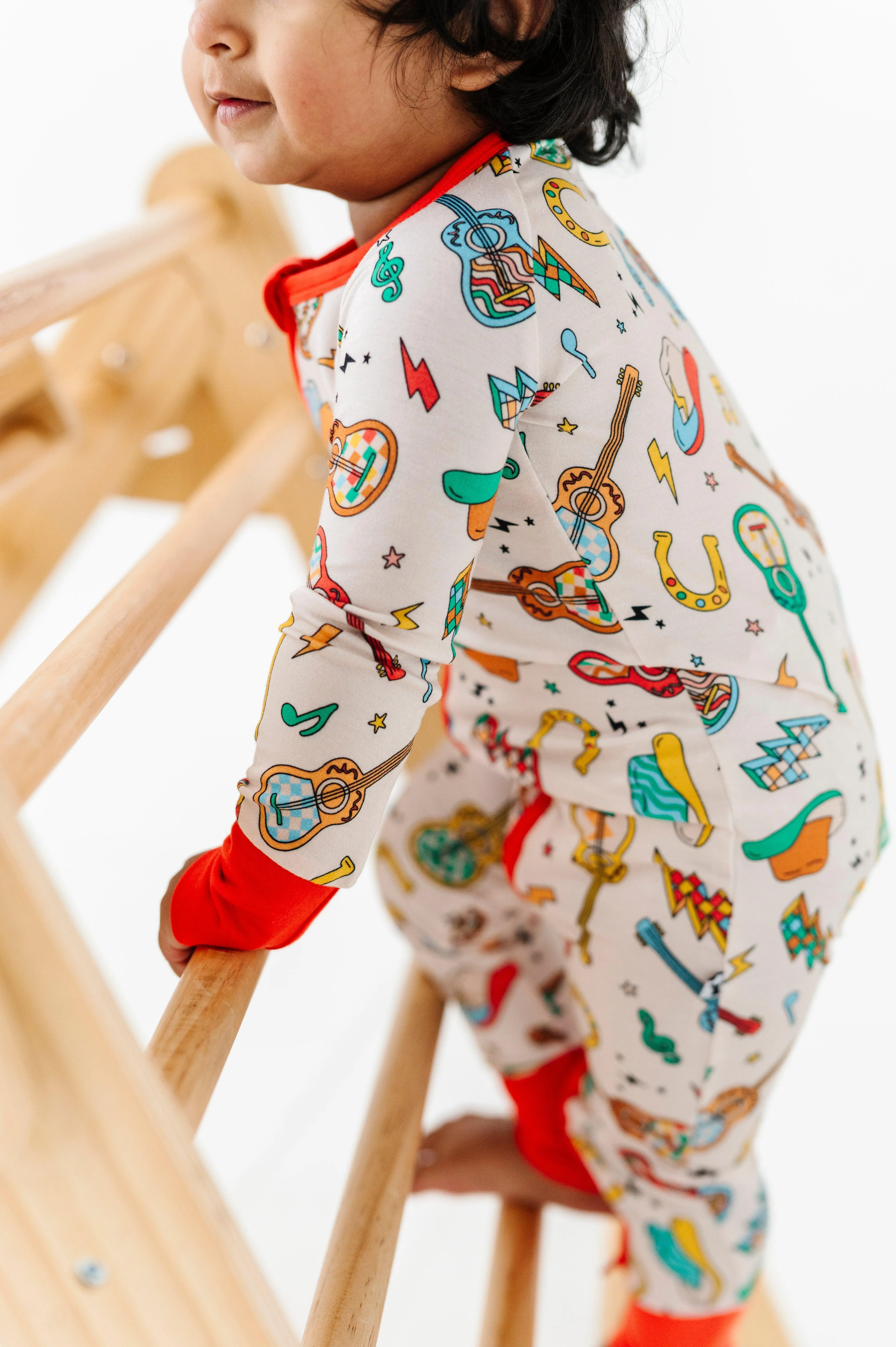 Cowboy-Themed Baby Bamboo Pajamas: Soft and Eco-Friendly Guitar Print Sleepwear for Infants